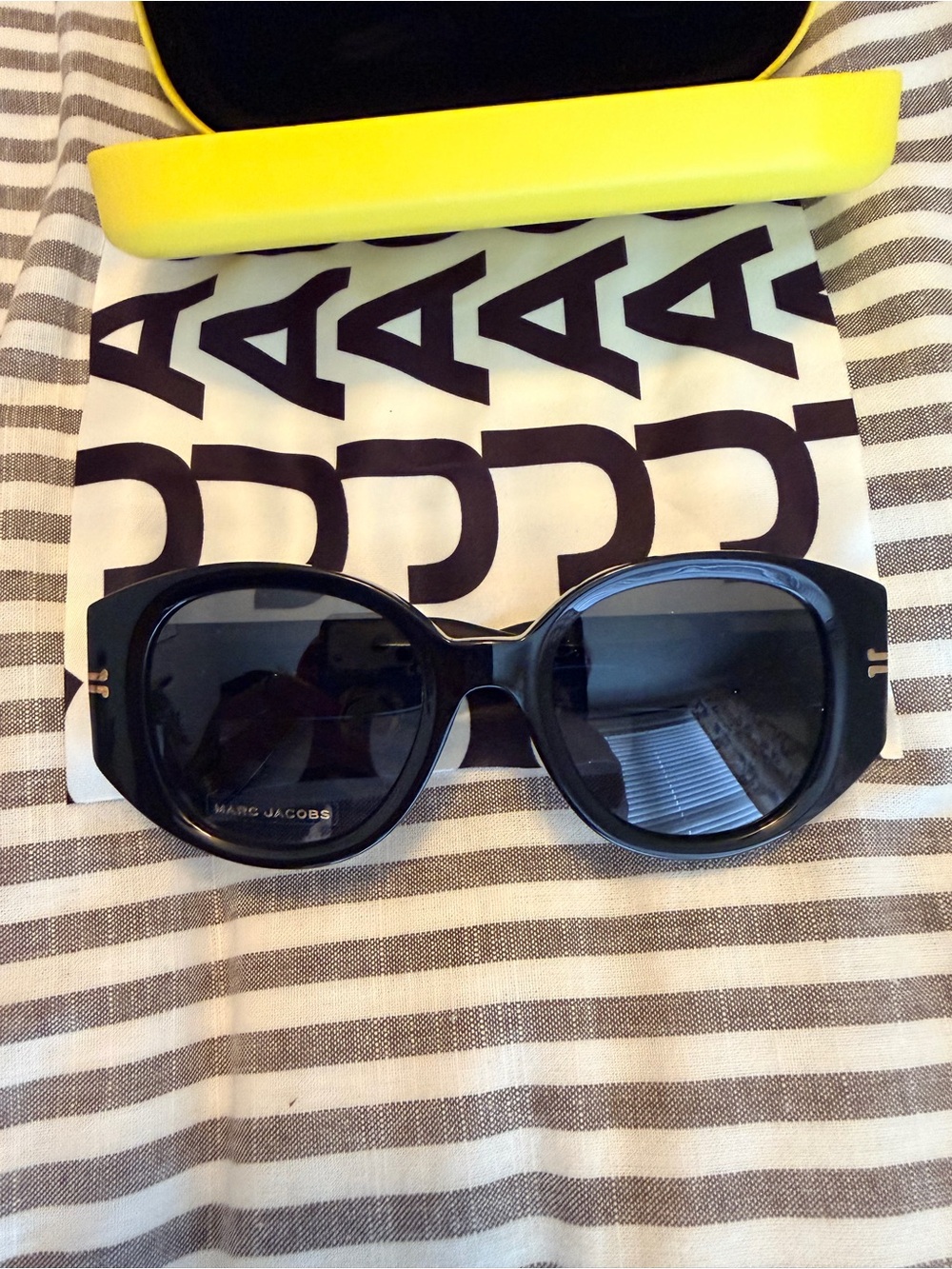 Marc Jacobs Black Gloss Oversized Round Sunglasses